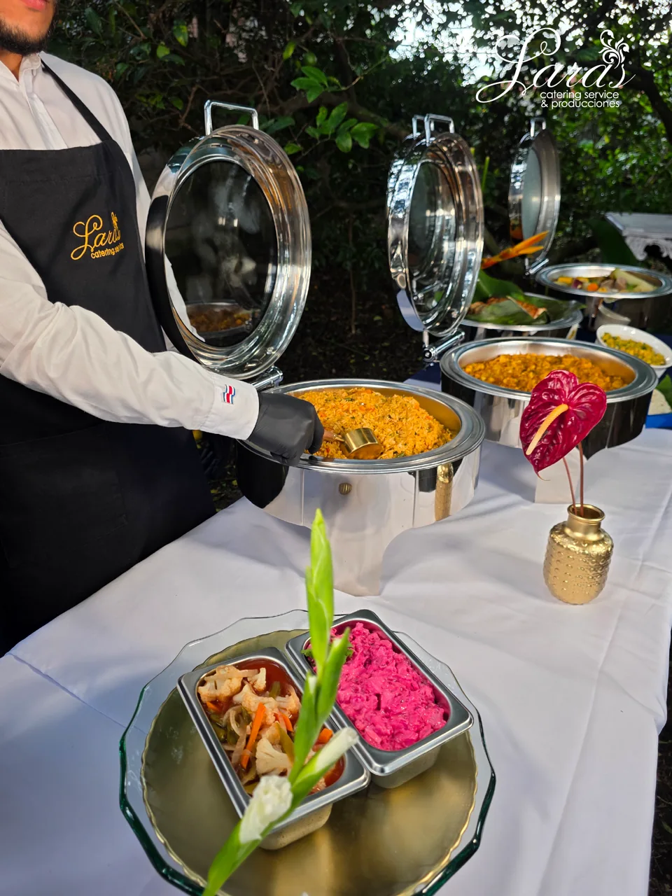 Catering, montaje y servicio para compartir con tu equipo en actividades empresariales y sociales.